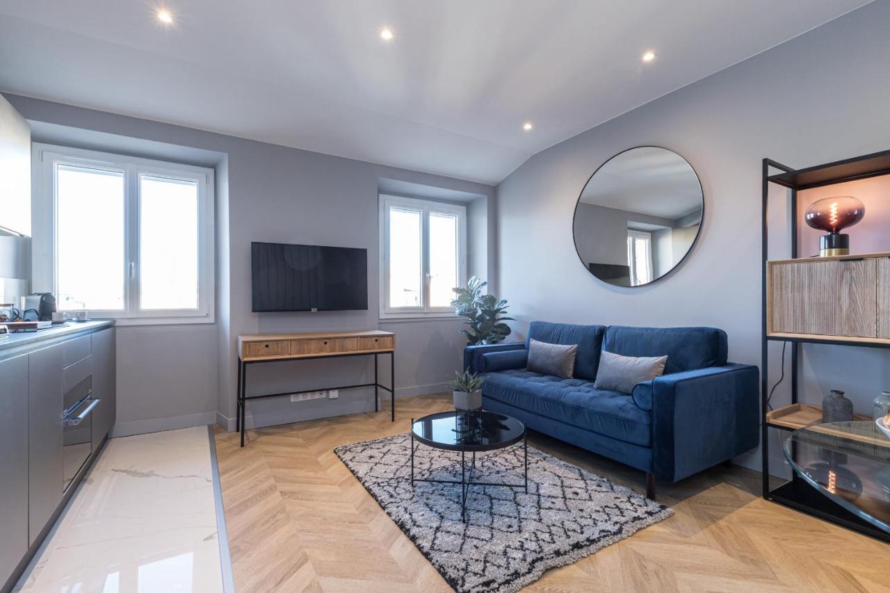 1 Su Ede - Dernier Etage Ascenseur - 1 Min Plage Et Zone Pietonne Nice Bagian luar foto